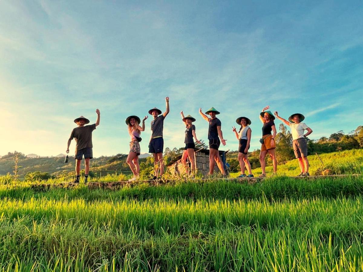 Sun Rice Homestay Ruteng Exterior foto