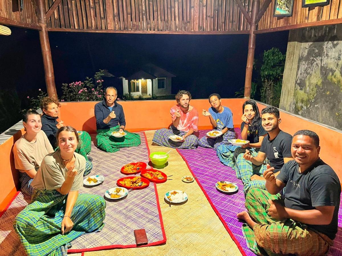 Sun Rice Homestay Ruteng Exterior foto